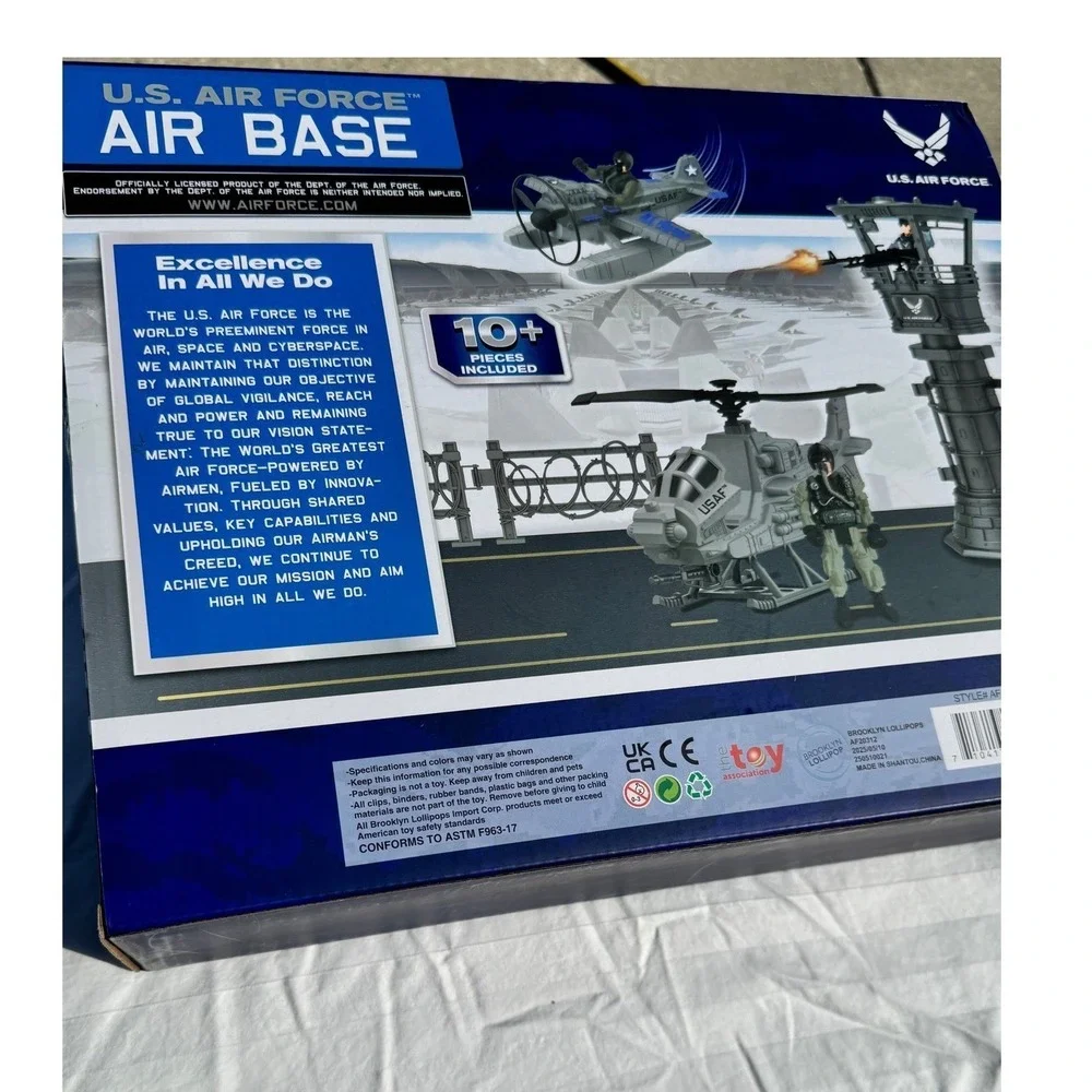 U.S. Air Force Air Base Toy Playset‎ 10+ Pieces Helicopter Plane Figures New